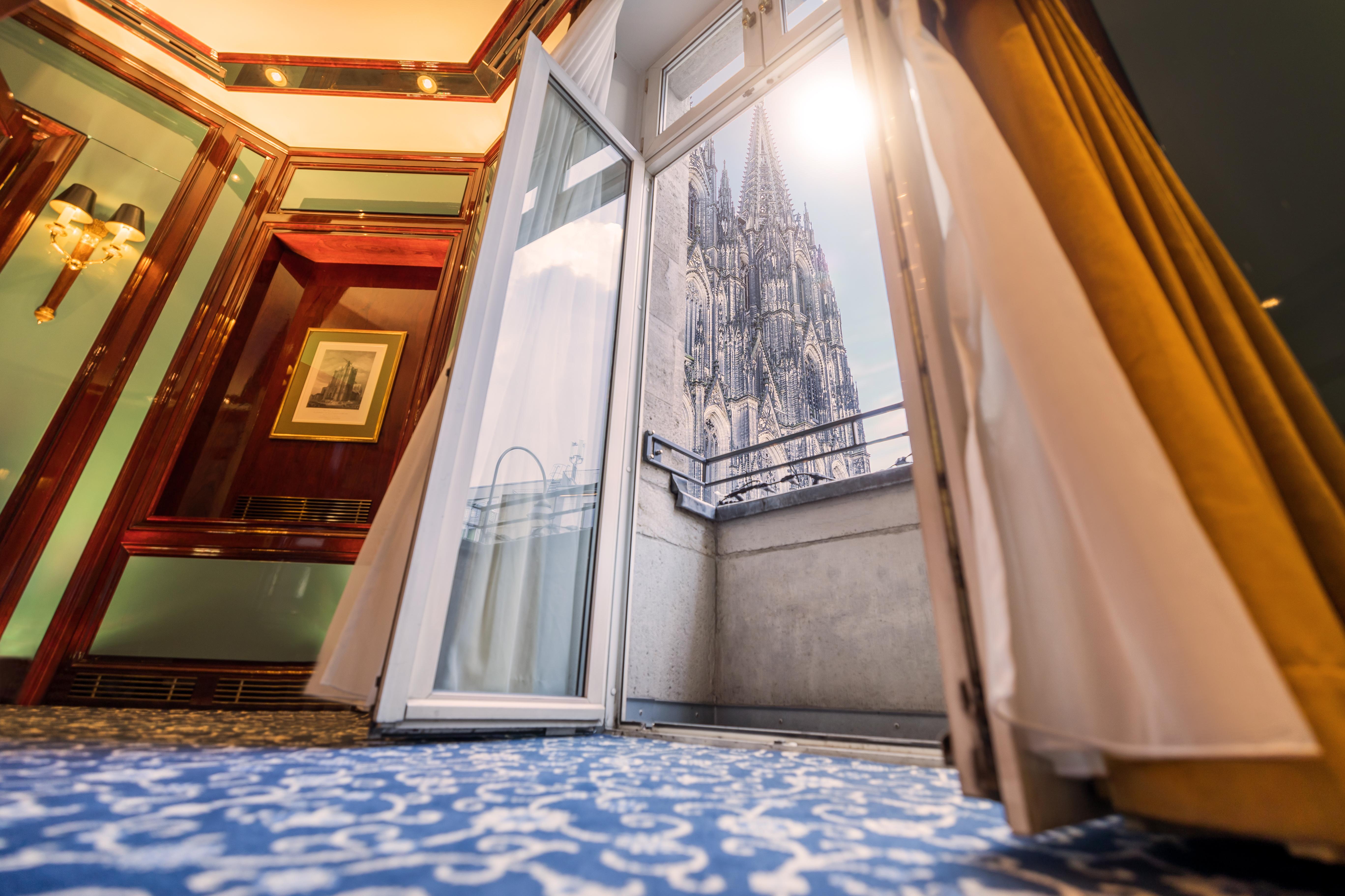 Excelsior Hotel Ernst Am Dom Köln Eksteriør billede A room with a view